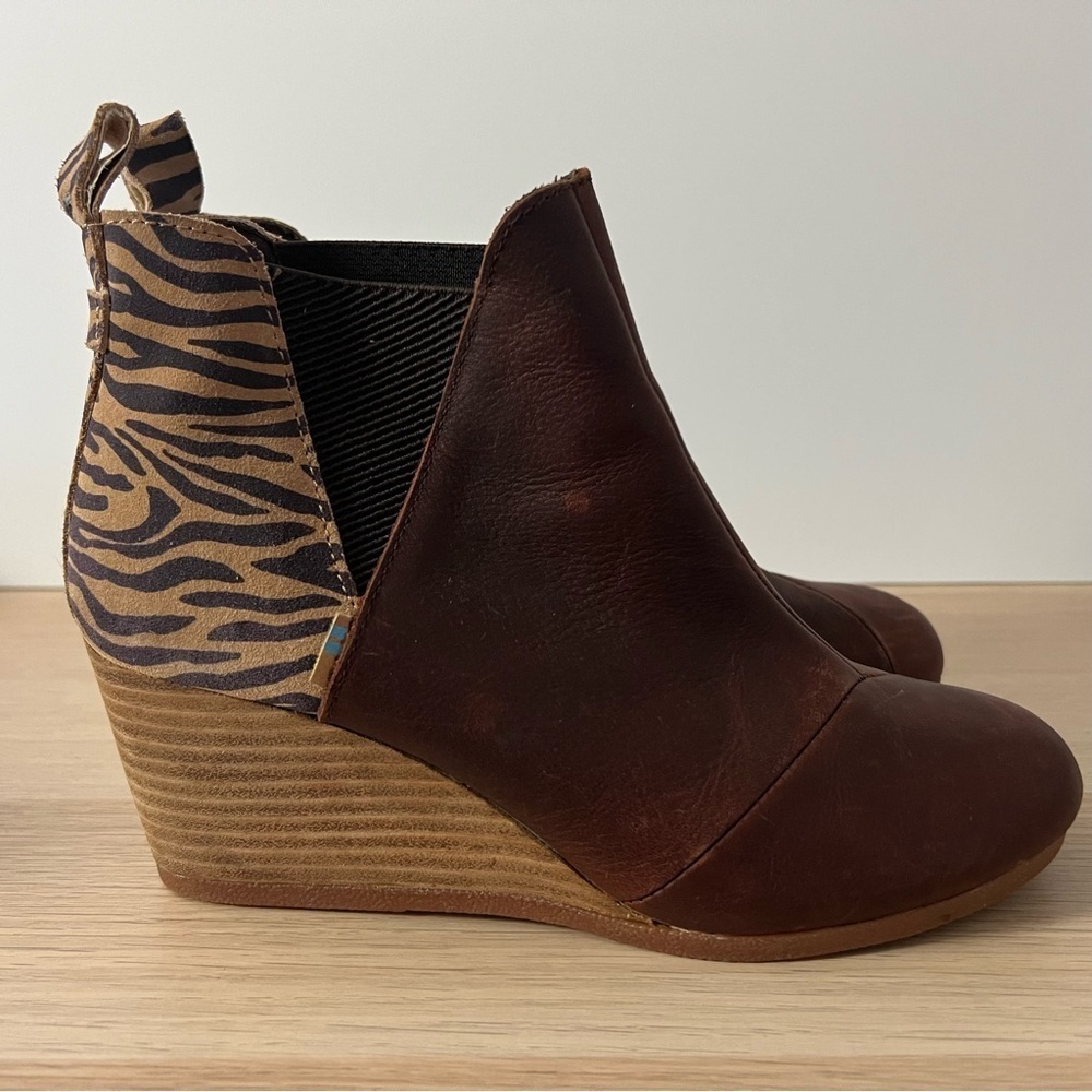 TOMS Brown Wedge Ankle Boots with Animal Print - Picture 4 of 13